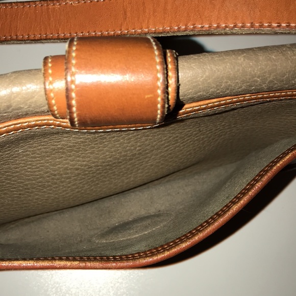 Vintage Dooney and Bourke flap bag - Picture 7 of 16